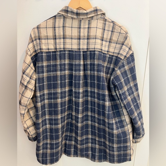 Commense Oversized Plaid Shirt - Picture 3 of 6